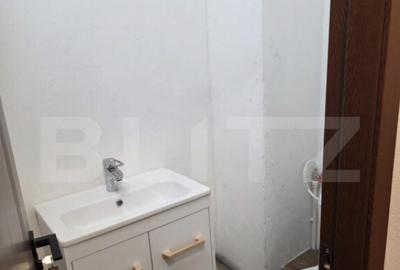 Spa?iu comercial cu 2 Intrari Stradale, 70 mp, zona Micro - 2