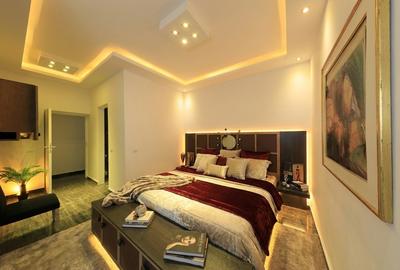 Casă cu 10 camere cu Teren 4000 Mp în Creața - 10