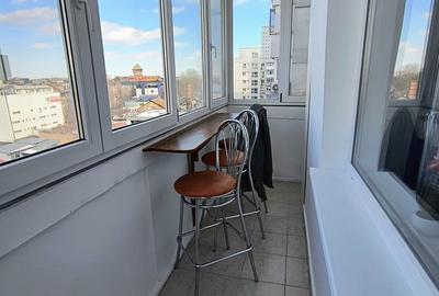 Apartament cu 2 camere semidecomandat, mobilat în P-ța Victoriei - 13