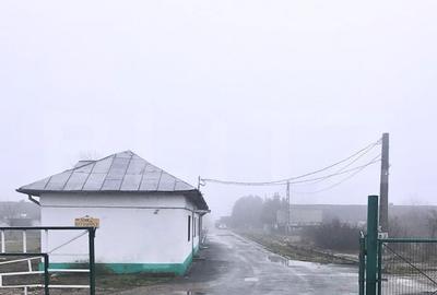 Spațiu comercial, de 65 mp, în Valea - 9
