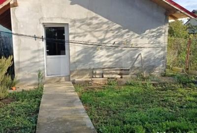 Casă cu 4 camere cu Teren 400 Mp în Lipănești - 8