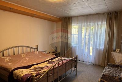 Casa / Vila cu 4 camere de vanzare in zona Periferie - 5