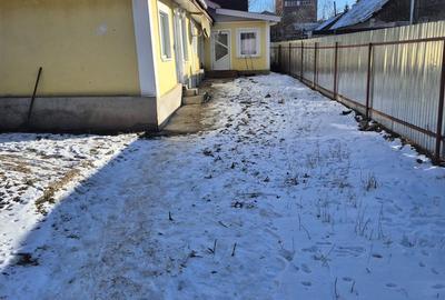 Casă cu 4 camere cu Teren 700 Mp în Dărmănești - 8