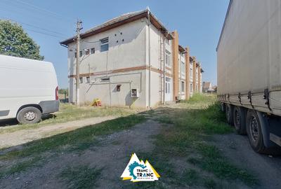 Clădire împunătoare de 540 mp pe 2 nivele în Sânnicolau Mic - 4