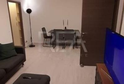 Apartament cu 4 camere semidecomandat, mobilat în Moșilor