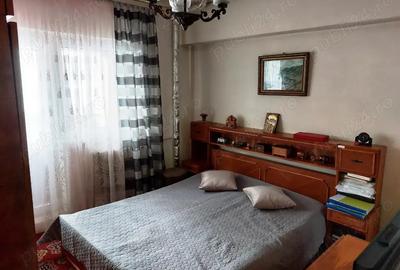 Apartament cu 3 camere decomandat în Central - 9