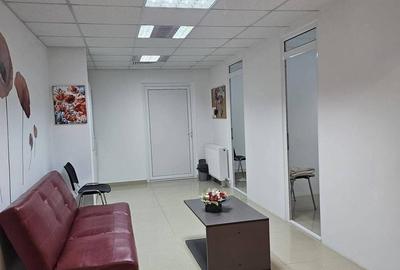Apartament cu 4 camere decomandat în - 3