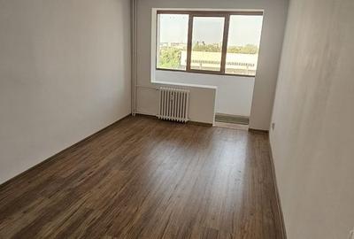 Olimpia-apt 3 camere semidecomandat-119.000 euro - 3