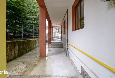 Casă cu 6 camere cu Teren 608 Mp în Mănești - 15