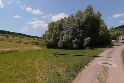 Teren de 1500 mp, în Corunca - 2