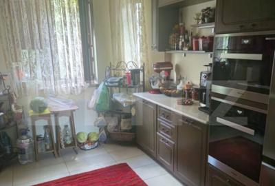 Vila de vanzare, cu 6 camere, 230 mp, zona Samurca?i - 8