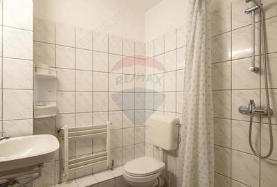 Comision 0 %! Pensiune cu 12 camere de vanzare, str. De Mijloc! - 1