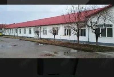 Spațiu comercial, de 3,800 mp, în Central - 4