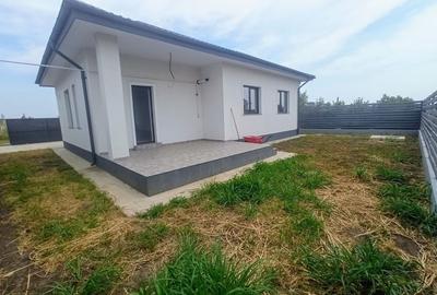 CASA INDIVIDUALA - 4 CAMERE, 333 MP TEREN,PARTER + POD, COMISION 0% - 2