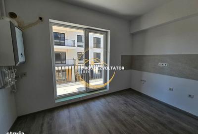 Apartament cu 4 camere decomandat în Titan - 8
