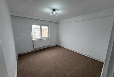 Apartament cu 2 camere decomandat în 9 Mai - 4