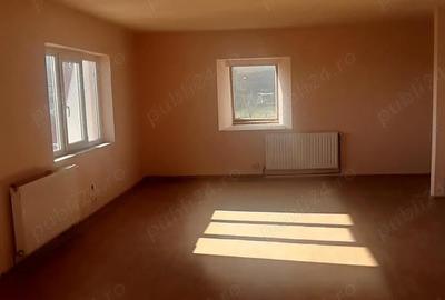 Casă cu 5 camere cu Teren 1000 Mp în Central - 8