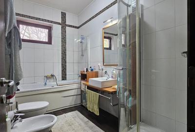 Baneasa - vila 2006, 10 camere, 5 bai, garaj și curte liberă 710 mp! - 6