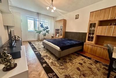 Apartament de vanzare ideal pentru studentii la medicina cu 2 camere + bucatarie - 2
