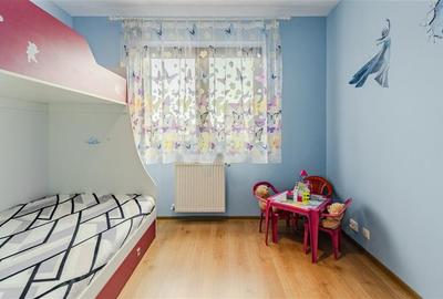 Apartament cu 3 camere decomandat, mobilat în Tractorul - 19