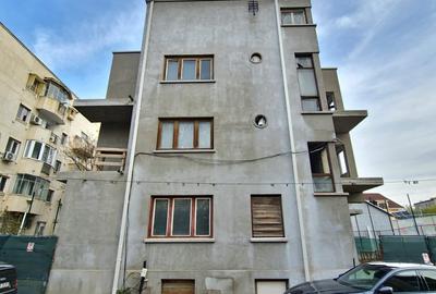 Casă individuală cu 31 camere cu Canalizare în Unirii - 2