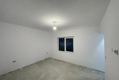 Casă cu 5 camere cu Teren 254 Mp în Giarmata - 2