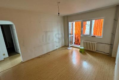 REA1023876 Apartament 2 Camere Metrou Lujerului Sector 6 Bloc 1980 de Vanzare REA1023876 Apartament 2 Camere Metrou Lujerului Sector 6 Bloc 1980 de Vanzare - 1