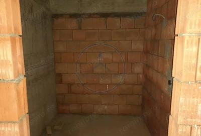 Apartament cu 2 camere decomandat în Calea Moldovei - 12