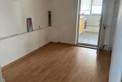 Garsonieră decomandată în Războieni - 5