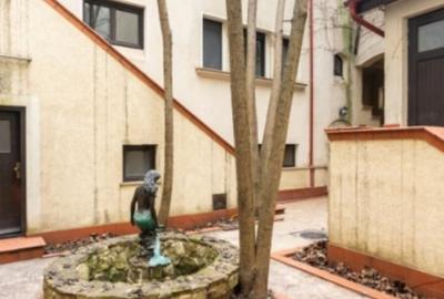 Casă individuală cu 19 camere cu Canalizare în Amzei - 14