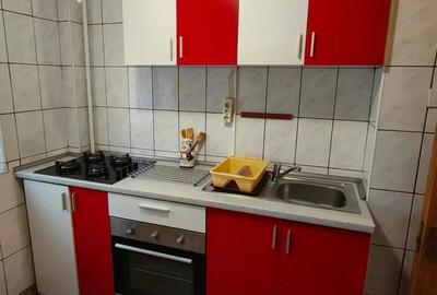 Garsonieră decomandată în Obor