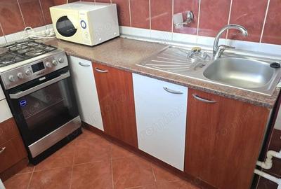 Vand garsoniera in Deva, zona I. Maniu, suprafata utila 31 mp, mobilata - 10