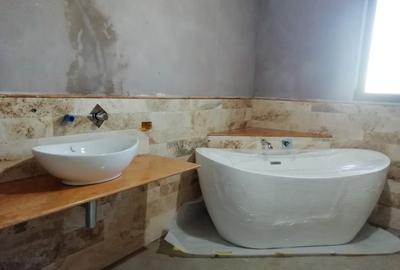 Vilă independenta construita din cărămidă - 8