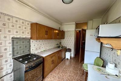 Apartament 3 camere Apusului ? 71 mp, etaj 3/8, aproape de metrou - 2