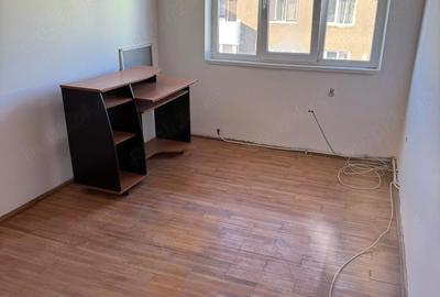 Apartament cu 2 camere semidecomandat în Central - 2