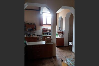 Casa la curte comuna pe 3 nivele, 300mp utili 0% comision - 11