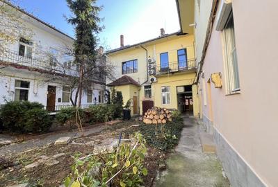 2 camere, Finisat, Curte str.Iuliu Maniu, Centru - 16