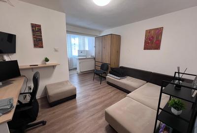 Apartament o camera,zona Zarandului - 1