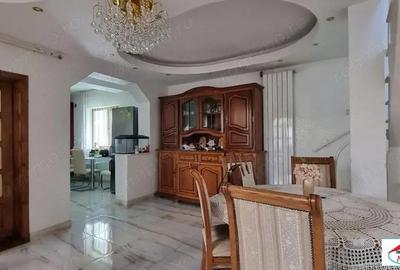 Casă în Central - 8