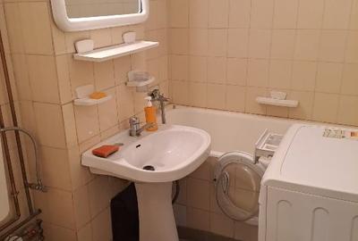 Garsonieră decomandată, mobilată în Baba Novac - 9