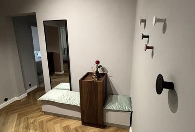 Apartament cu 3 camere decomandat în 7 Noiembrie - 3