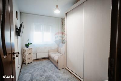 Apartament cu 3 camere, mobilat în Burdujeni - 13