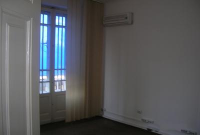 Clădire Istorică Elegantă - Interbelică cu Potențial Comercial - 14