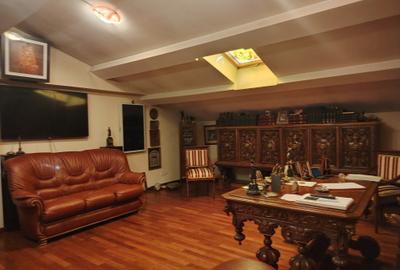 Casă individuală cu 10 camere cu Teren 650 Mp în Nicolae Grigorescu - 10