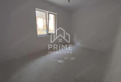 Casă cu 4 camere cu Teren 350 Mp în Central - 1