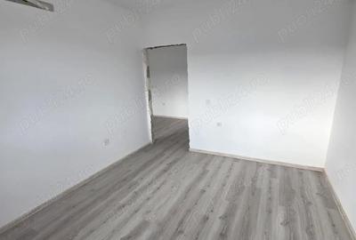 Apartament cu 3 camere decomandat în Bucium - 1