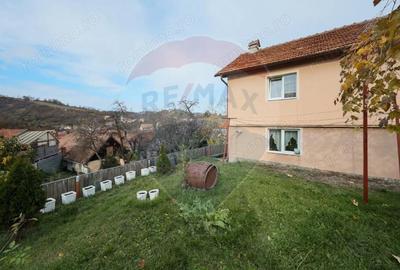 Casă cu 5 camere cu Teren 525 Mp în Centrul Istoric