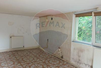 Casă cu 3 camere cu Canalizare în Nord-Est - 13