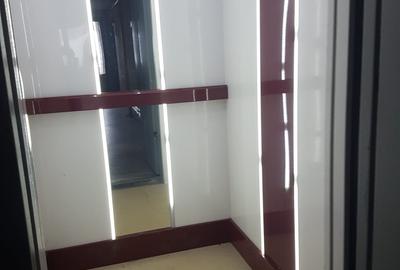 Apartament doua camere, decomandat, mobilat si utilat, sudic, liber, Piata Sud - 22