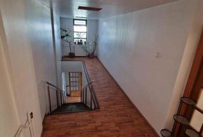 Spațiu comercial, de 384 mp, în Central - 12